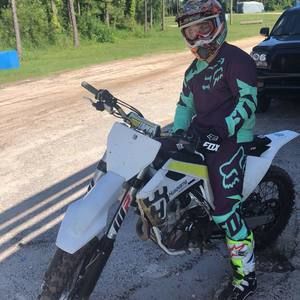 Meet your Posher, Tyler